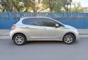 Autos - Peugeot 208 allure 2015 Nafta 90000Km - En Venta