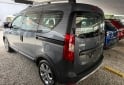 Utilitarios - Renault Kangoo Stepway 1.6 2025 Nafta 0Km - En Venta