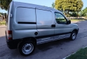 Utilitarios - Peugeot PARNERT FURGON 2011 Nafta 173260Km - En Venta