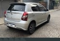 Autos - Toyota Etios xls 2020 Nafta 98000Km - En Venta