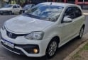 Autos - Toyota Etios xls caja 6ta titula 2017 Nafta 99000Km - En Venta