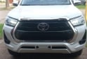 Camionetas - Toyota HILUX 4X2 DC SRV 2.8 AT 2024 Diesel 9000Km - En Venta