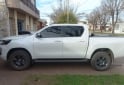 Camionetas - Toyota HILUX 4X2 DC SRV 2.8 AT 2024 Diesel 9000Km - En Venta