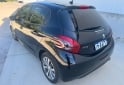 Autos - Peugeot 208 2017 Nafta 106000Km - En Venta
