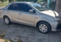 Autos - Toyota Etios xs 2017 Nafta 71000Km - En Venta
