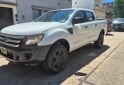 Camionetas - Ford Ranger xl 4x4 permuto 2014 Diesel 150000Km - En Venta