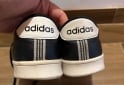 Indumentaria - Zapatillas Adidas originales talle 39 - En Venta