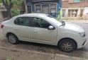 Autos - Renault Logan Zen 2023 Nafta 21000Km - En Venta