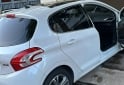 Autos - Peugeot 208 feline 2013 Nafta 136000Km - En Venta