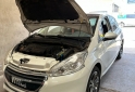 Autos - Peugeot 208 feline 2013 Nafta 136000Km - En Venta
