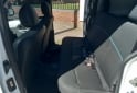 Utilitarios - Renault Kangoo 2015 GNC 130000Km - En Venta