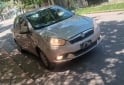 Autos - Fiat Grand siena 2012 GNC 220000Km - En Venta