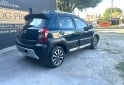 Autos - Toyota Etios Cross 2015 Nafta 130000Km - En Venta