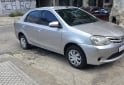 Autos - Toyota Etios 2017 Nafta 110000Km - En Venta