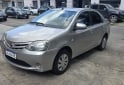 Autos - Toyota Etios 2017 Nafta 110000Km - En Venta