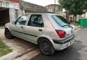 Autos - Ford Fiesta 2001 Nafta 200000Km - En Venta
