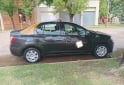 Autos - Renault Logan 2015 GNC 300000Km - En Venta