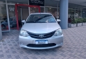 Autos - Toyota Etios  full  1.5 2015 Nafta 85000Km - En Venta