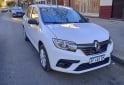 Autos - Renault Logan 2022 Nafta 42000Km - En Venta