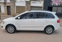 Autos - Volkswagen suran highline 2014 Nafta 104000Km - En Venta