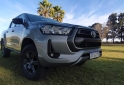 Camionetas - Toyota Hilux sr 4x2 2022 Diesel 37000Km - En Venta