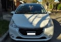 Autos - Peugeot 208 2015 Nafta 127000Km - En Venta