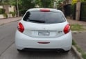 Autos - Peugeot 208 2015 Nafta 127000Km - En Venta