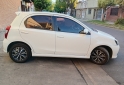 Autos - Toyota Etios 2018 Nafta 170000Km - En Venta