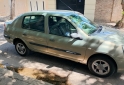 Autos - Renault Clio sedan 5 puertas DCI 2006 Diesel 250000Km - En Venta