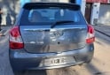 Autos - Toyota Etios xls 2014 Nafta 124000Km - En Venta