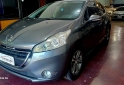 Autos - Peugeot 208 2013 Nafta 140000Km - En Venta