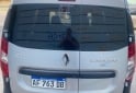 Utilitarios - Renault Kangoo 5 asiento familiar 2023 Nafta 45000Km - En Venta