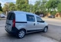 Utilitarios - Renault Kangoo 5 asiento familiar 2023 Nafta 45000Km - En Venta