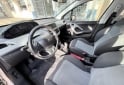 Autos - Peugeot 208 2013 Nafta 126000Km - En Venta
