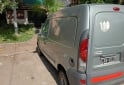 Utilitarios - Renault 2008 2008 Diesel 111111Km - En Venta