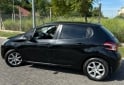 Autos - Peugeot 208 Touchscreen 1.5 2013 Nafta 117000Km - En Venta