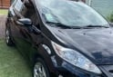Autos - Ford Fiesta Kinetic Titanium 2012 Nafta 176000Km - En Venta
