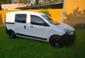 Utilitarios - Renault Kangoo 2023 Nafta 55000Km - En Venta