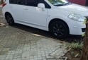 Autos - Nissan Tiida 2012 GNC 128000Km - En Venta