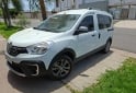 Utilitarios - Renault Kango 2023 Nafta 14600Km - En Venta