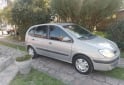 Autos - Renault Scenic 2010 Nafta 229000Km - En Venta