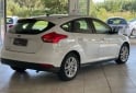 Autos - Ford Focus SE línea 2016 2015 Nafta 98000Km - En Venta