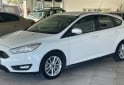 Autos - Ford Focus SE línea 2016 2015 Nafta 98000Km - En Venta