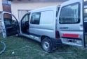 Utilitarios - Peugeot Parnert 2008 Diesel 250000Km - En Venta