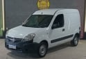 Utilitarios - Renault Kangoo ph3 confort 2017 GNC 174000Km - En Venta