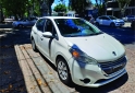 Autos - Peugeot 208 2014 Nafta 150000Km - En Venta