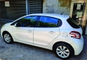 Autos - Peugeot 208 2014 Nafta 150000Km - En Venta