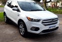 Autos - Ford Kuga SEL 4X4 2017 Nafta 100000Km - En Venta