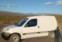 Utilitarios - Peugeot Partner 2018 Diesel 121000Km - En Venta