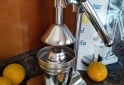 Hogar - Exprimidor De Acero, - En Venta